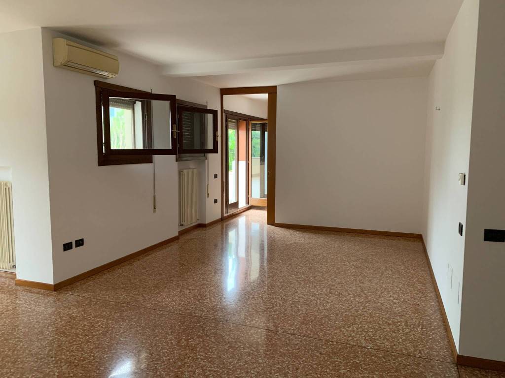 Appartamento a Vicenza in Strada Ca' Balbi - Foto 2