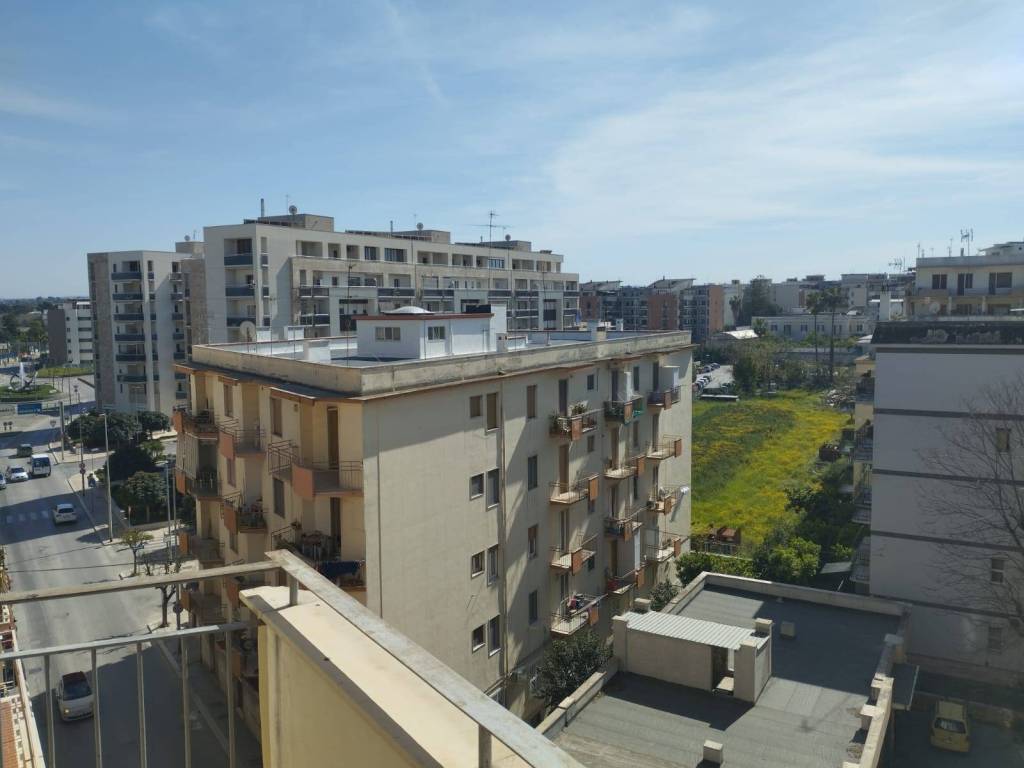 Appartamento a Trani in Via Istria, 5 - Foto 2