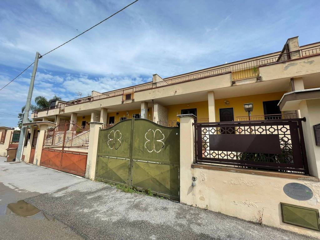 Villetta a schiera a Nocera inferiore in Via Zeccagnuolo - Foto 2