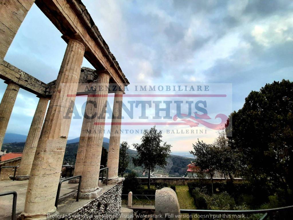 Appartamento a Cori in Via del Tempio d'Ercole 83 - Foto 2