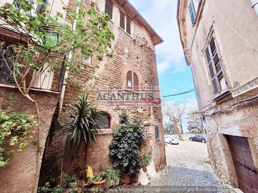 Appartamento a Cori in Via del Tempio d'Ercole 83 - Foto 5
