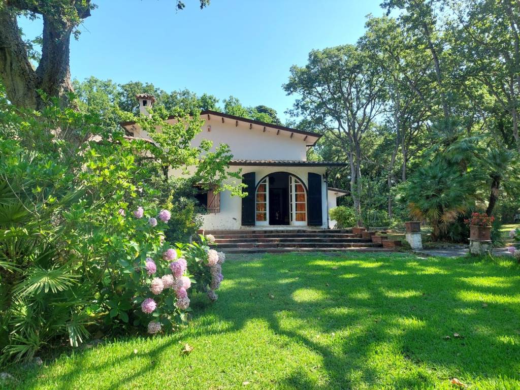 Villa a Sabaudia in Via delle Magnolie, 4 - Foto 3