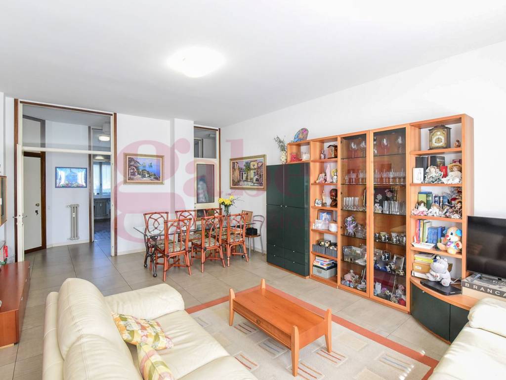 Appartamento a Cantù in Via Milano, 22 - Foto 4