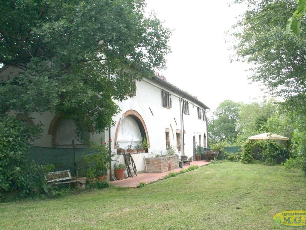 Casa indipendente a Pontedera in Via delle Colombaie, - Foto 2