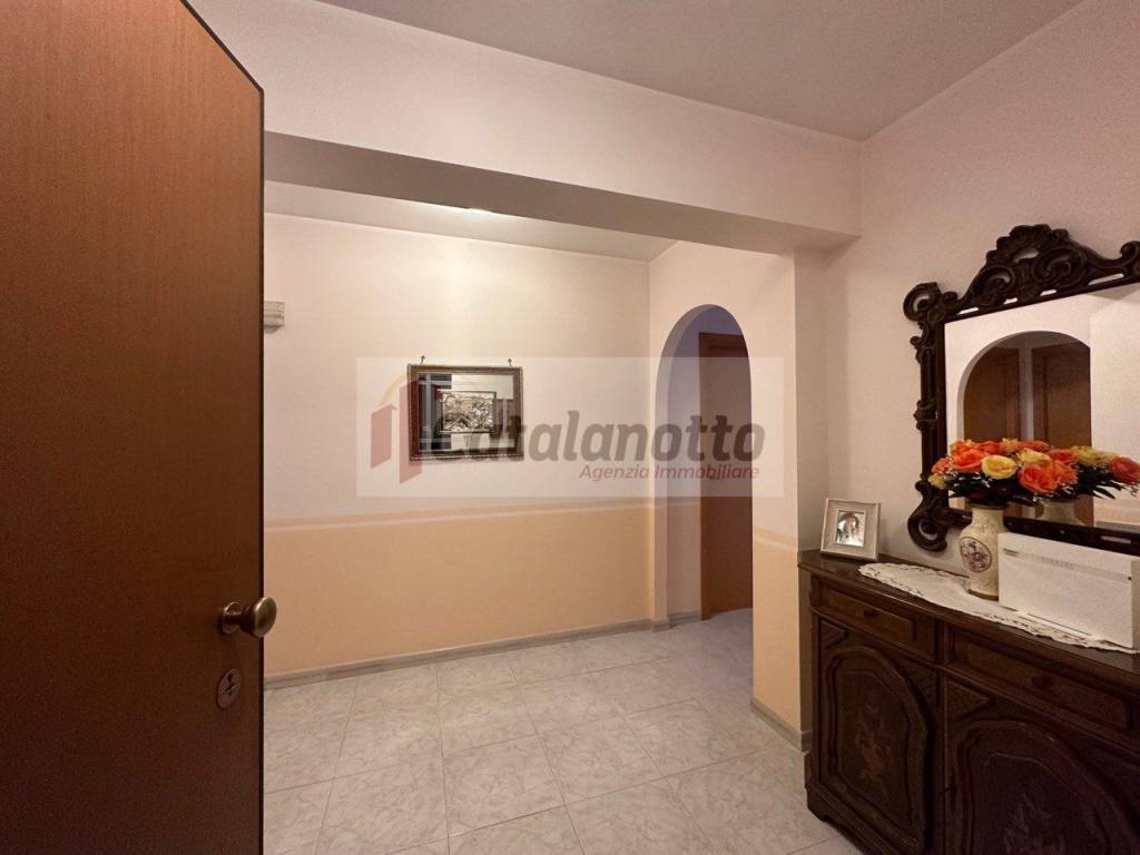 Appartamento a Castelvetrano in Piazza Giacomo Matteotti - Foto 2