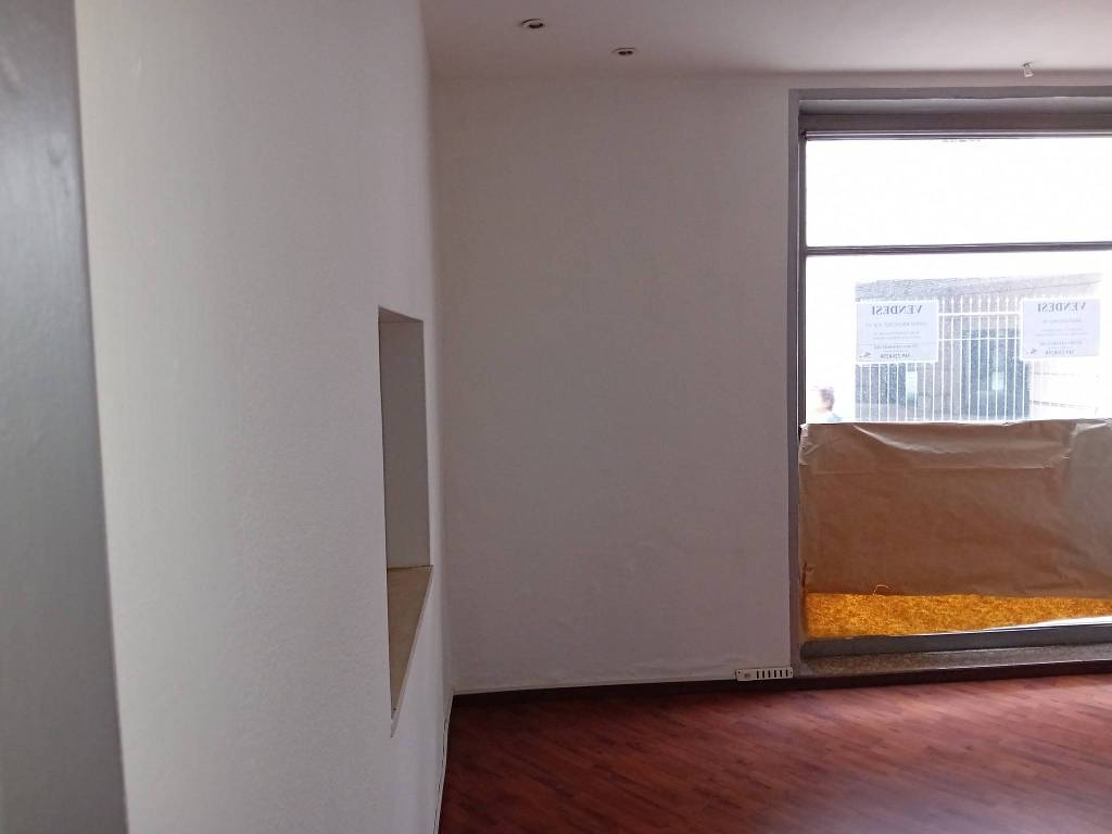 Palazzo / stabile a Saronno in Via Padre Luigi Monti - Foto 4