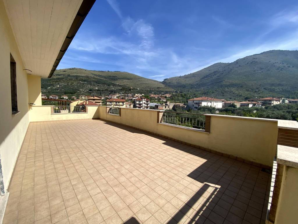 Appartamento a Fondi in Via Vetrine - Foto 2