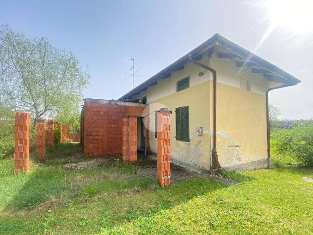 Rustico / casale a Mottalciata in Via Martiri della Libertà, 60 - Foto 2