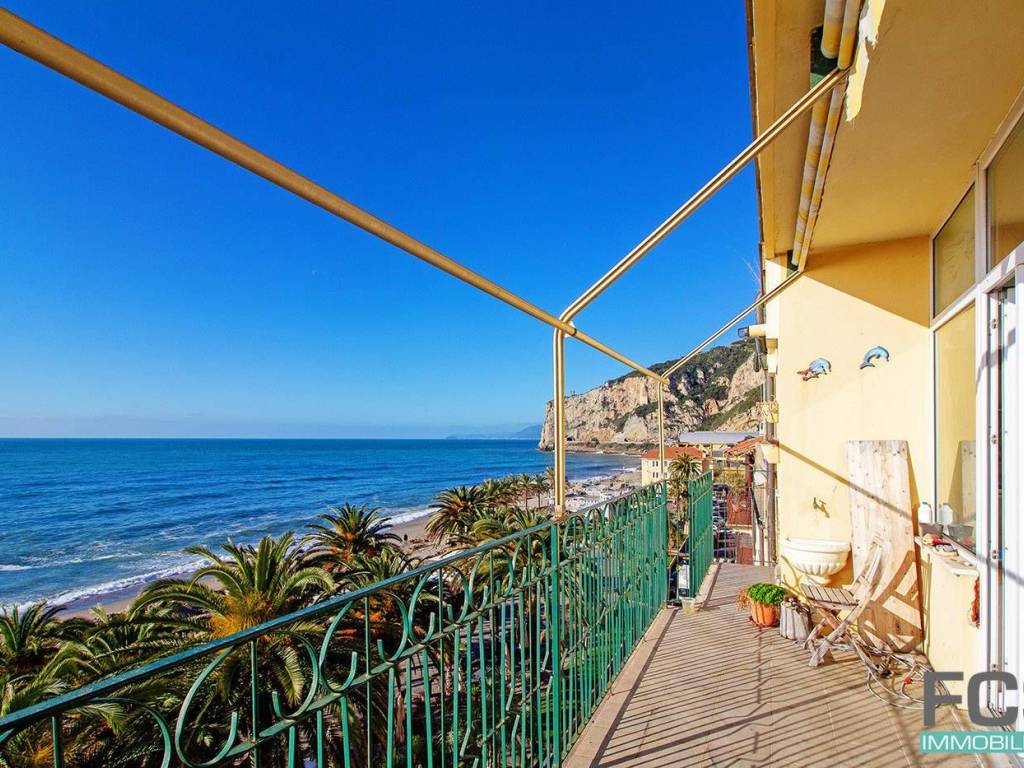 Appartamento a Finale ligure in via Concezione, 21 - Foto 4