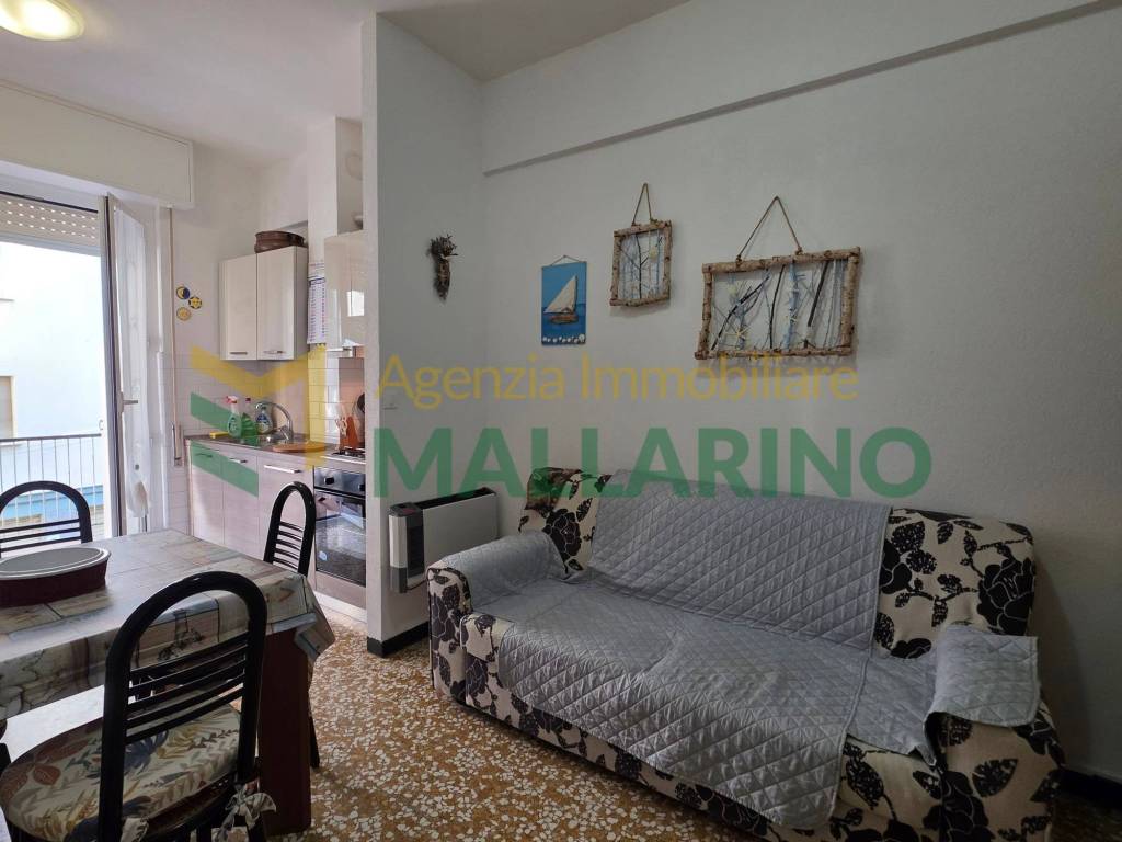 Appartamento a Finale ligure in Via Veneto - Foto 4
