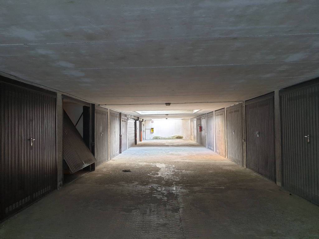 Box / garage a Cremona in Via Alessandro Gallazzi, 6 - Foto 2