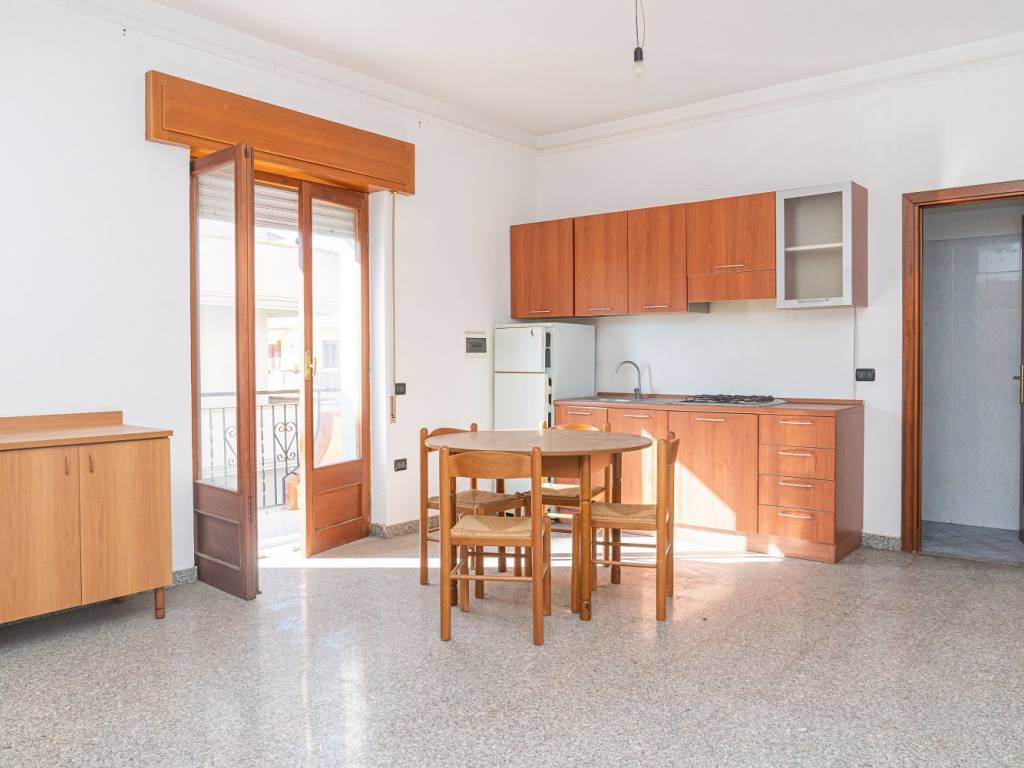 Appartamento a Melito di porto salvo in Via Enrico Berlinguer - Foto 4