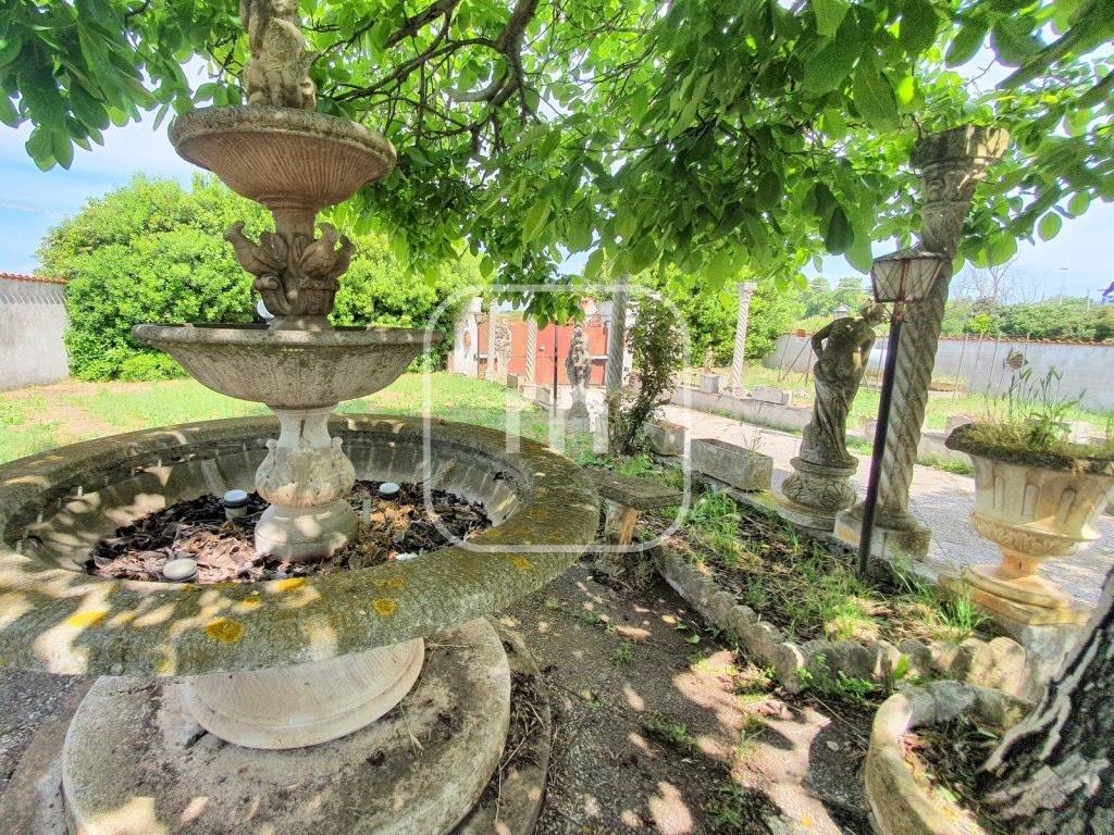 Villa a Aprilia in Via dei Rutuli - Foto 5