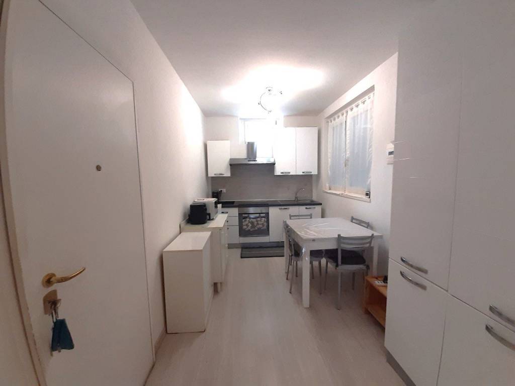 Appartamento a Stresa in Via Carlo De Martini, 38 - Foto 3