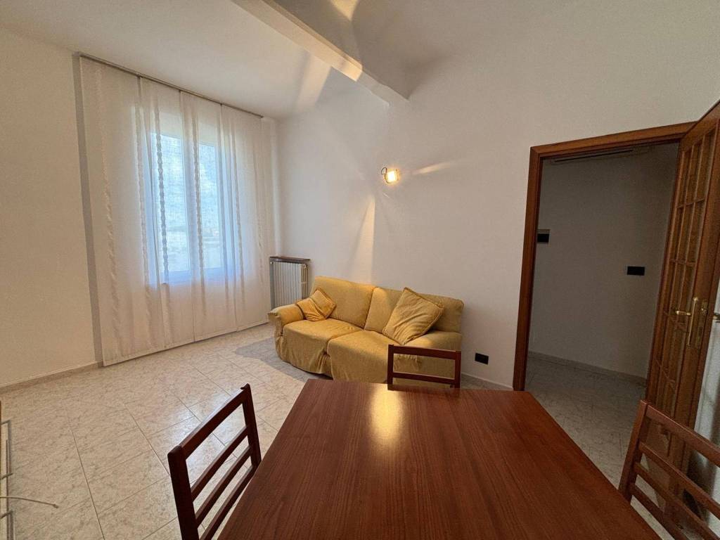 Appartamento a Cremona in Via Arcangelo Ghisleri - Foto 3