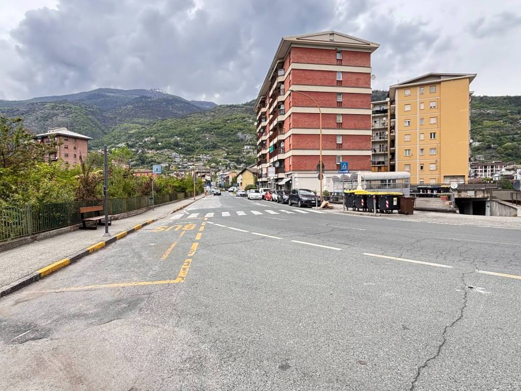 Box / garage a Aosta in Via Chambery, 125 - Foto 3