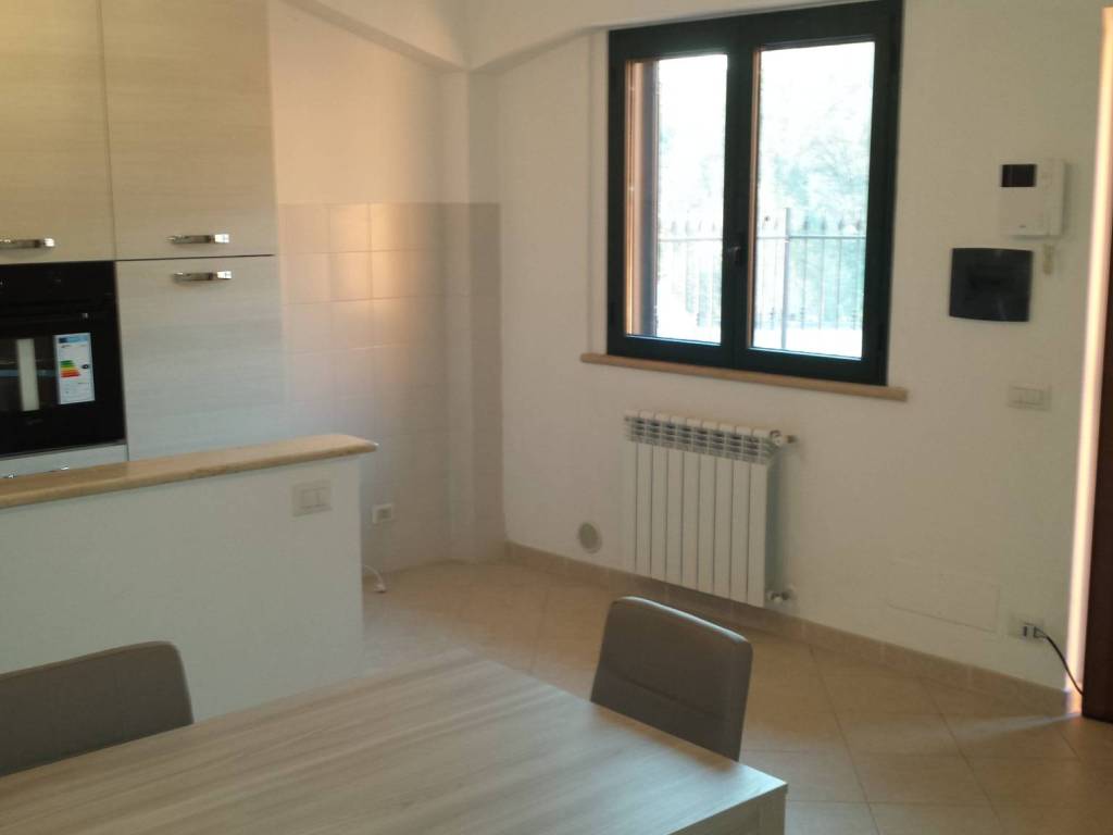 Appartamento a Frosinone in Viale America Latina, 24 - Foto 3