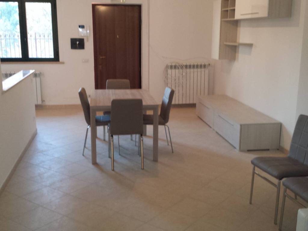 Appartamento a Frosinone in Viale America Latina, 24 - Foto 4