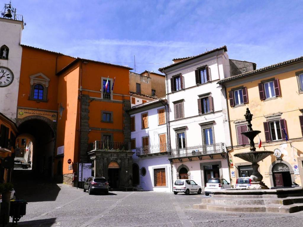 Appartamento a Montefiascone in Piazza Vittorio Emanuele - Foto 3