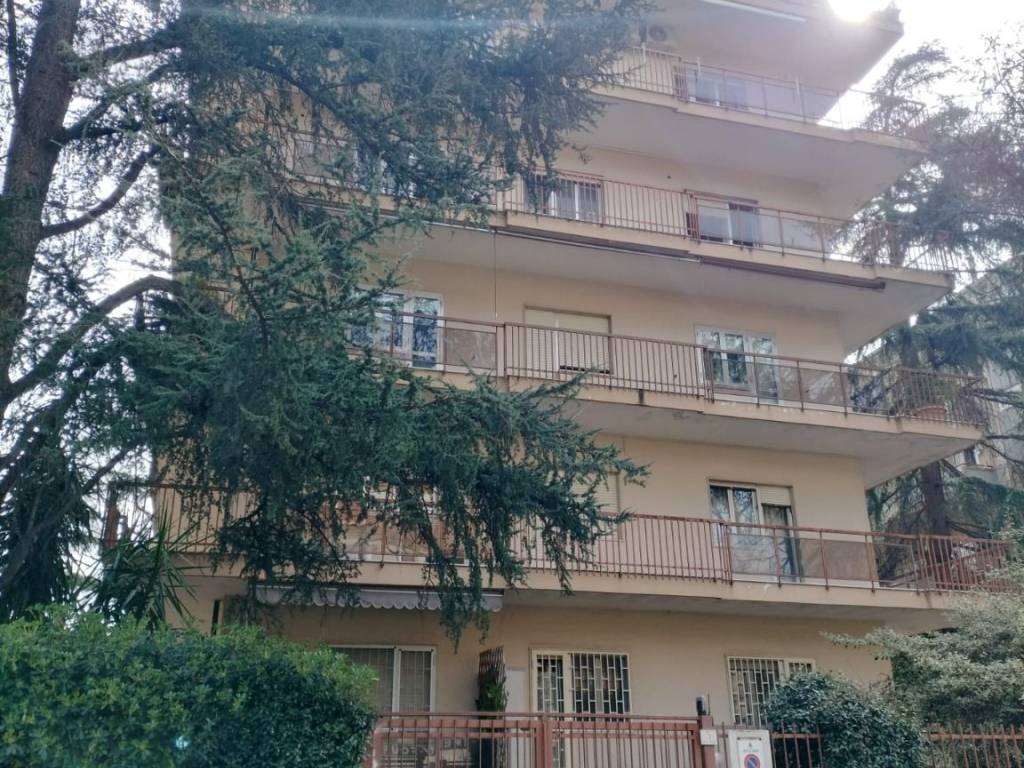 Appartamento a Caserta in Viale Vincenzo Cappiello - Foto 5