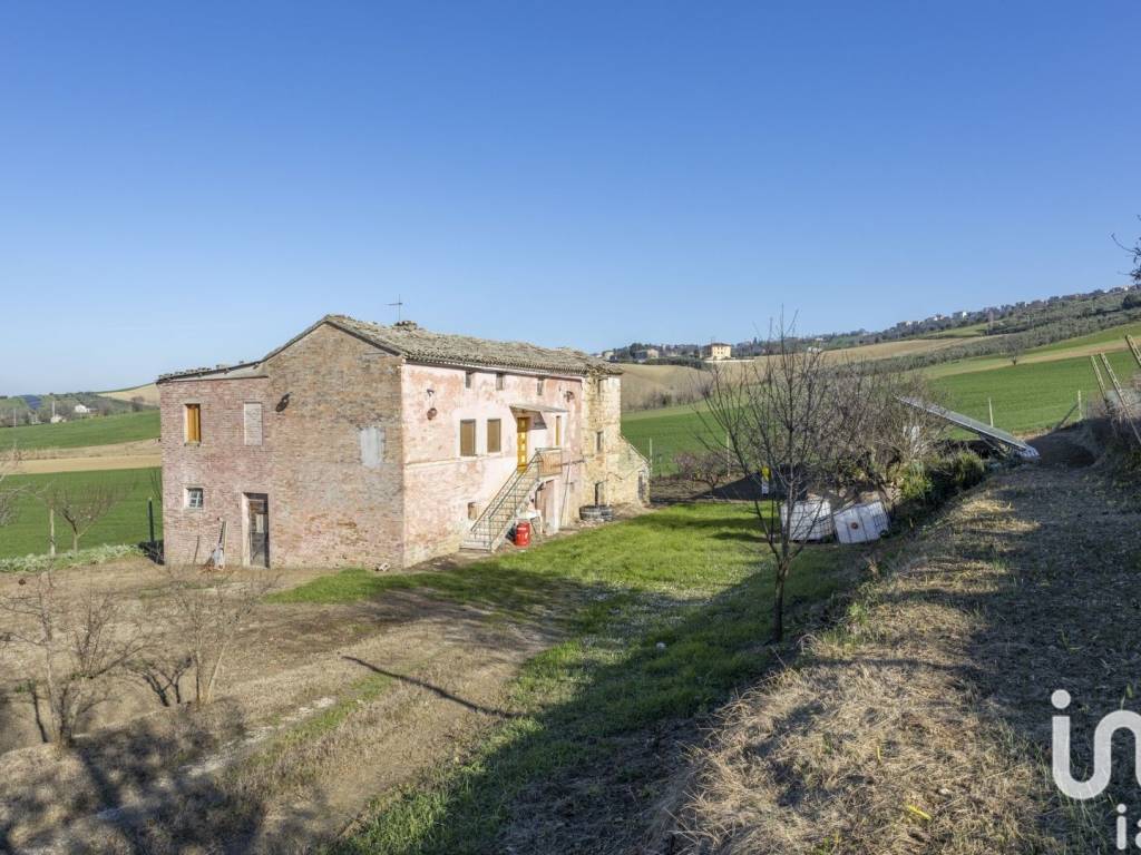 Rustico / casale a Recanati in Via Castelnuovo, 8 - Foto 3