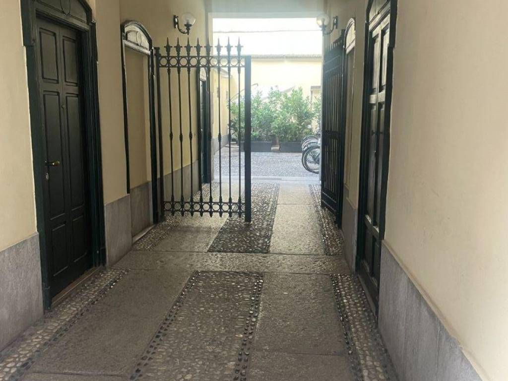 Appartamento a Milano in Via Curtatone, 2 - Foto 4