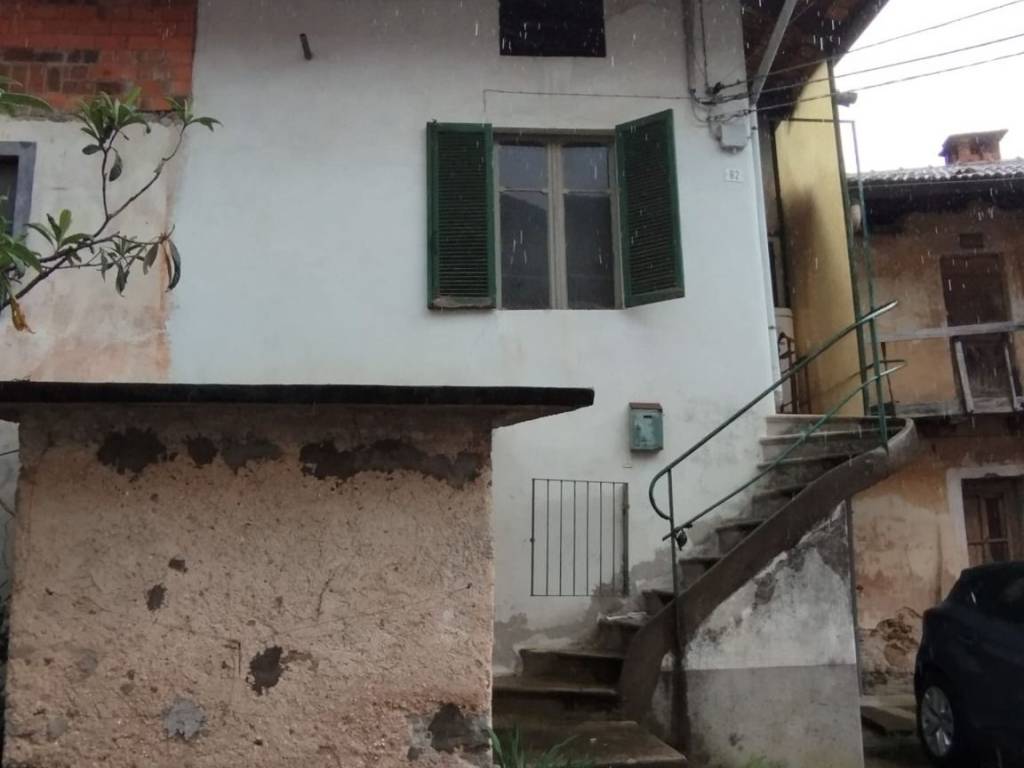 Casa indipendente a Strona in Frazione Fontanella Ozino, 43 - Foto 2