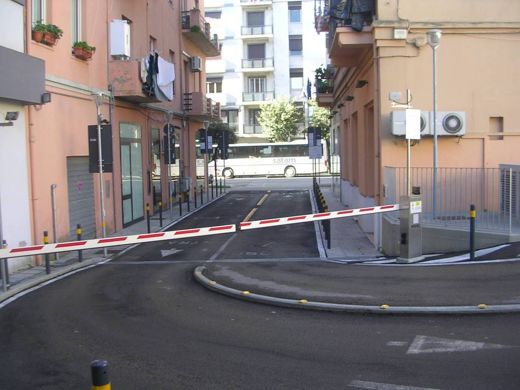 Box / garage a Pescara in Via Larino - Foto 4