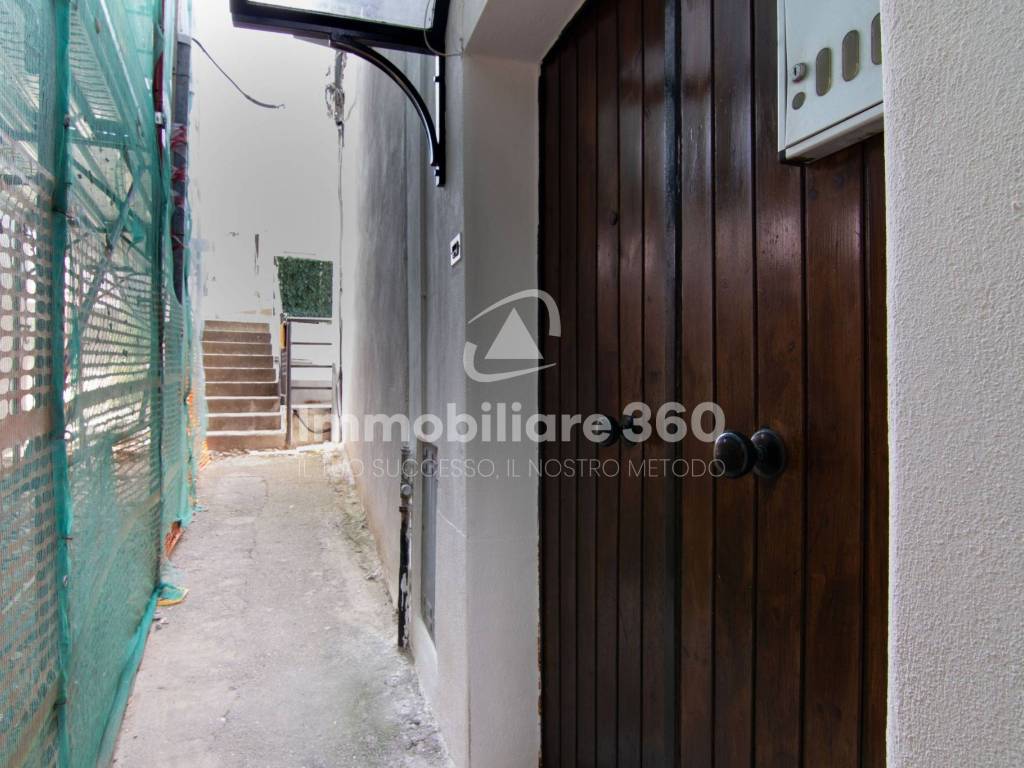 Palazzo / stabile a Cosenza in Via Popilia, 196 - Foto 2