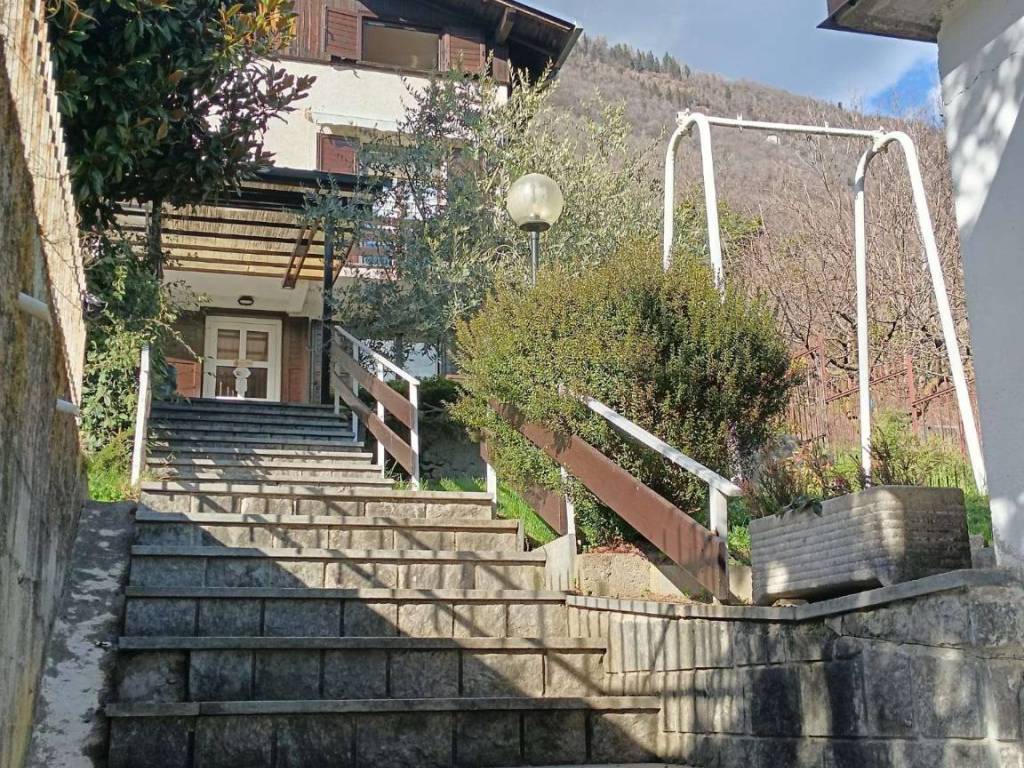 Casa indipendente a Sondrio in Frazione Colda 66/A - Foto 4