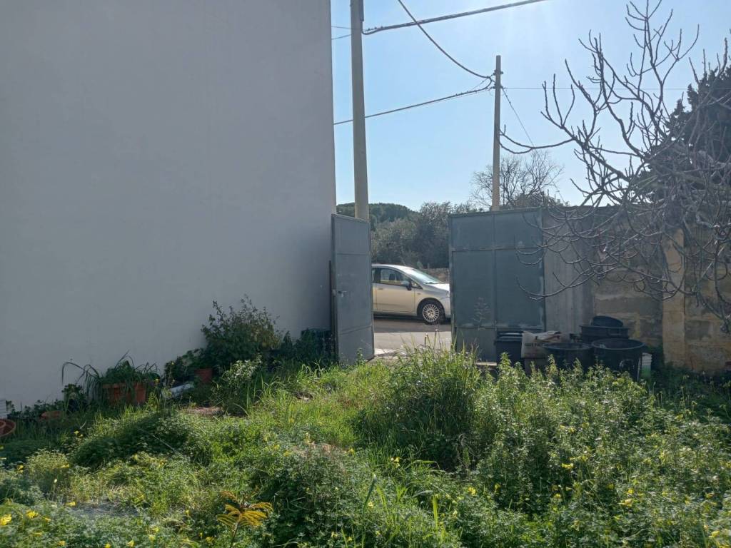 Terreno a Parabita in Via Tagliamento - Foto 4