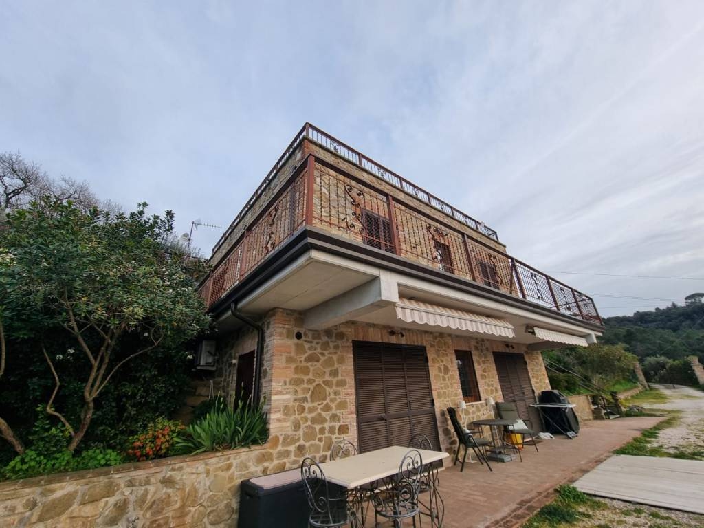 Villa a Torgiano in Via dell'Acquedotto - Foto 3