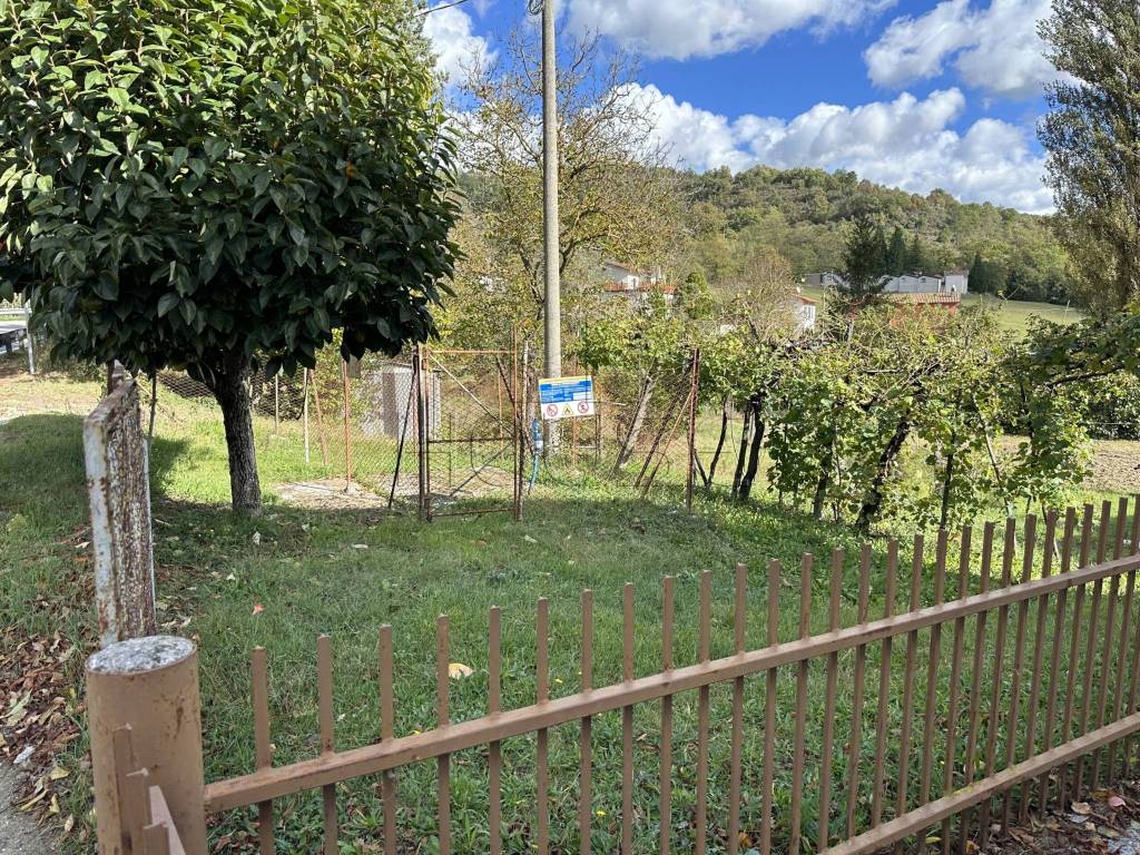 Appartamento a Gubbio in Strada Statale 219 di Gubbio e Pian d'Assino - Foto 2
