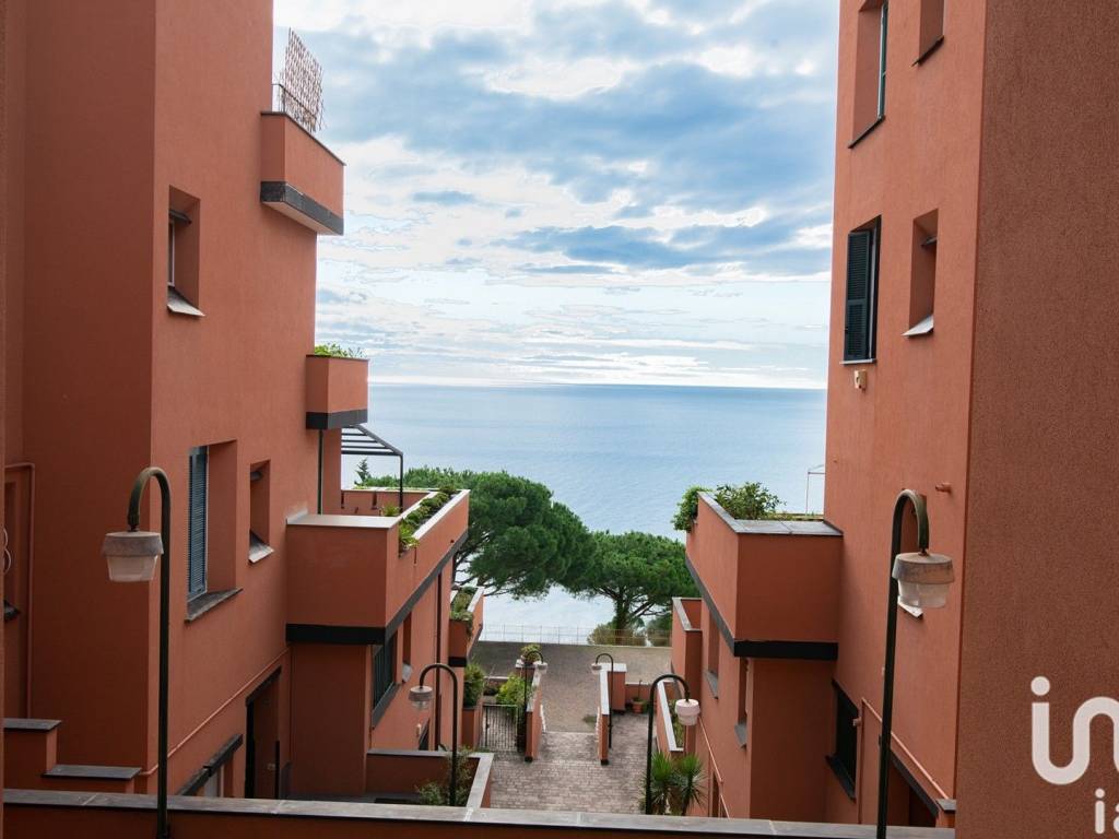 Appartamento a Varazze in Via delle Mimose, 6 - Foto 3