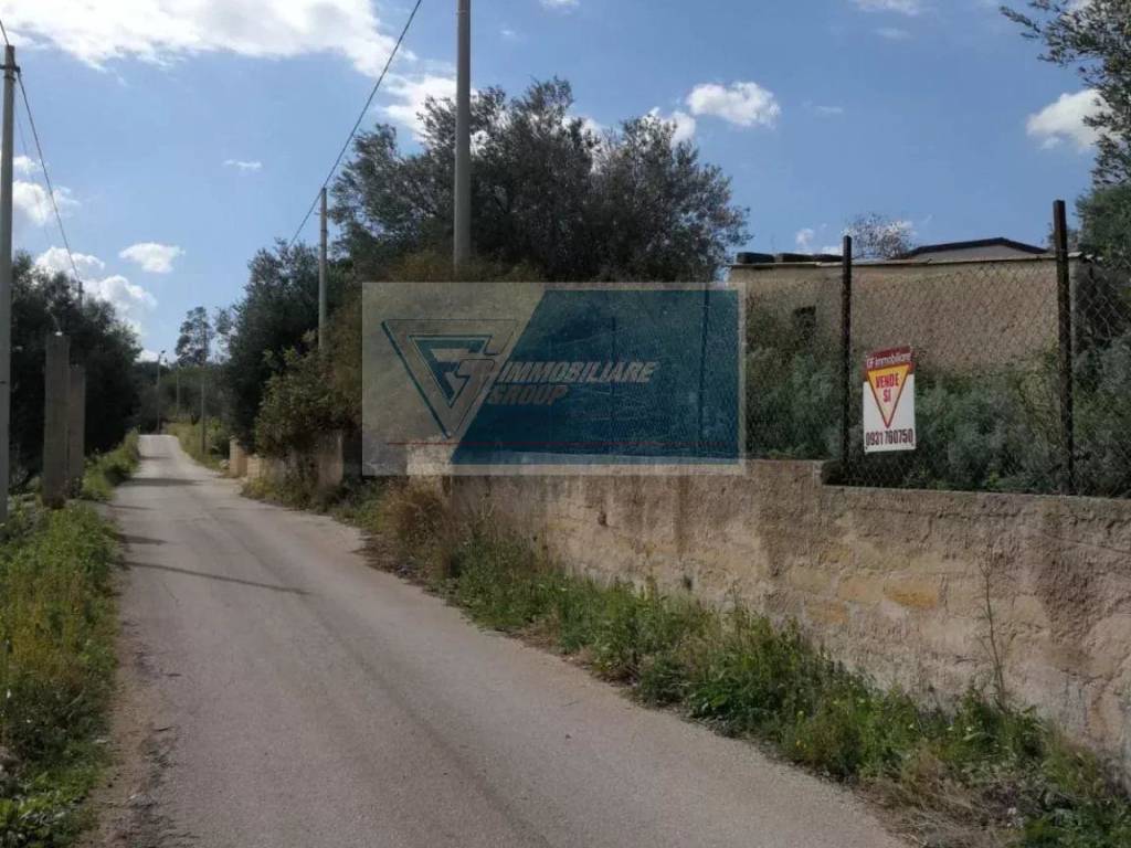 Terreno a Melilli in Via Vitaliano Brancati - Foto 3
