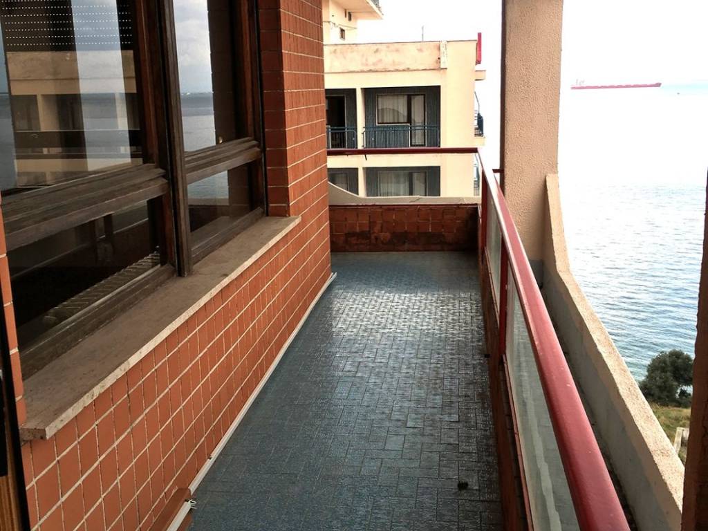 Appartamento a Taranto in Viale Virgilio, 35 - Foto 2