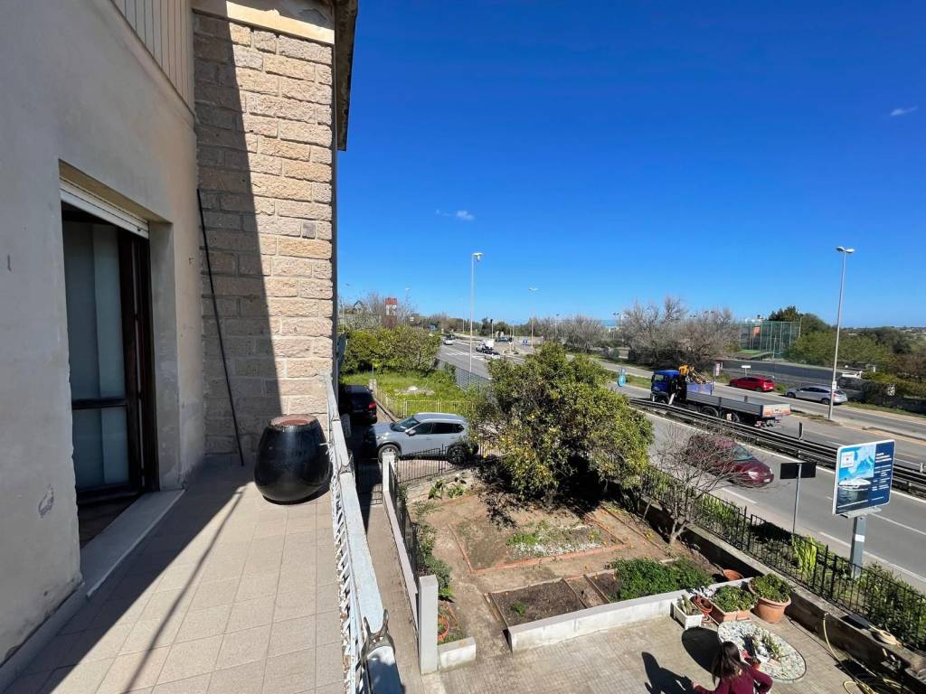 Appartamento a Sassari in Viale Porto Torres, 74 - Foto 2