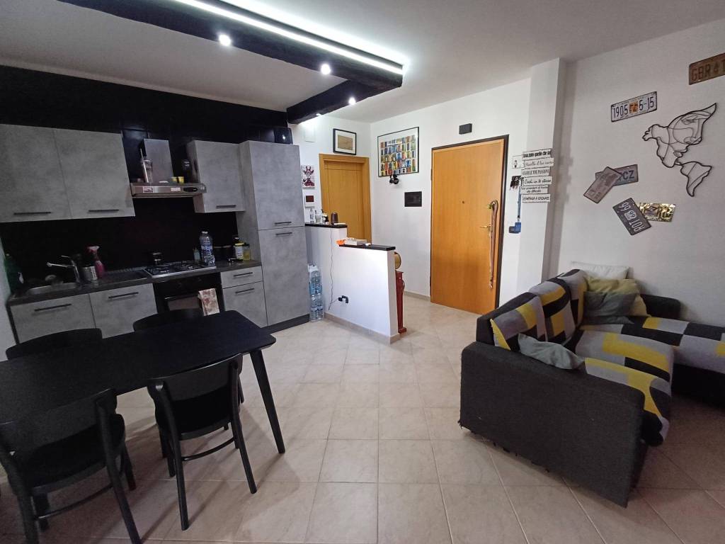 Appartamento a Valenzano in Via Madre Teresa di Calcutta - Foto 3