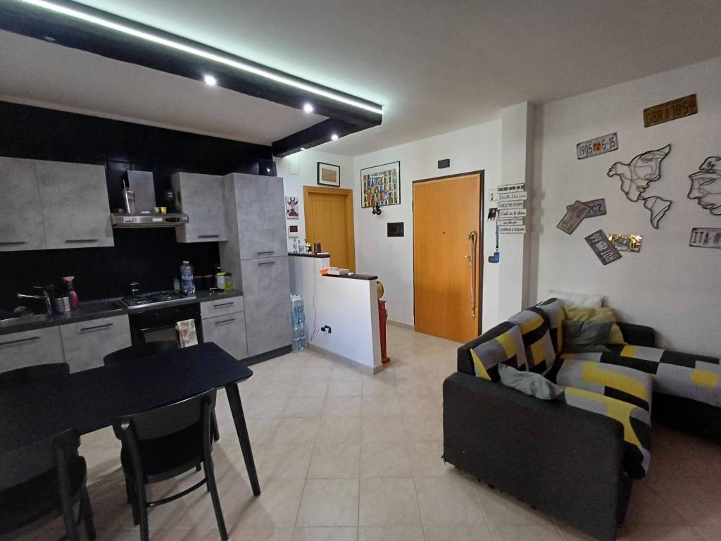 Appartamento a Valenzano in Via Madre Teresa di Calcutta - Foto 4