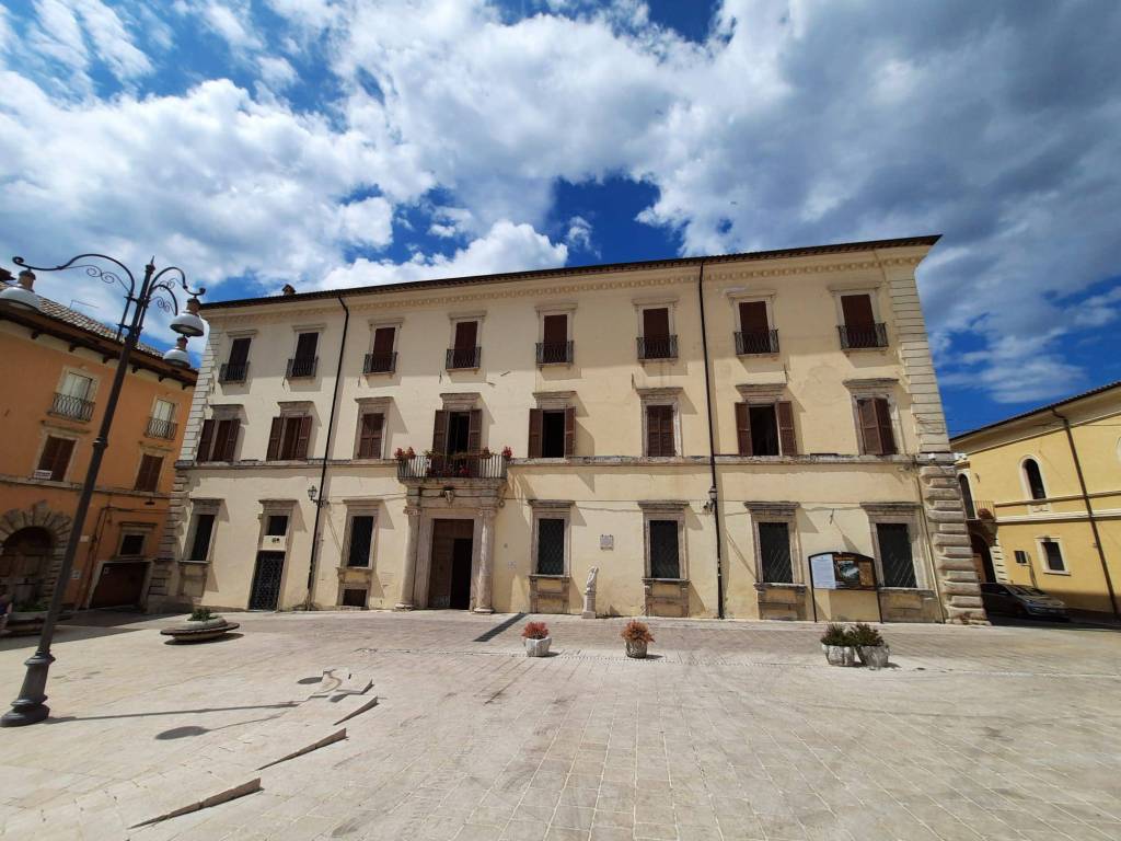 Appartamento a Cittaducale in Piazza del Popolo - Foto 2