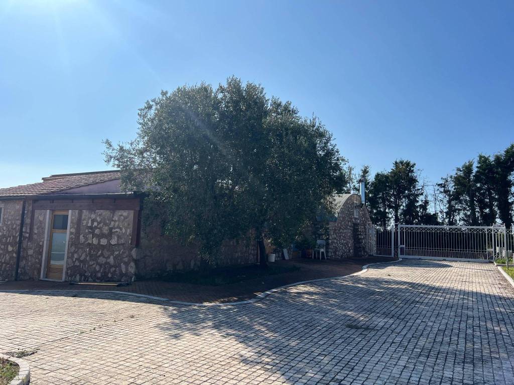 Immobile a Gaeta in Via Monte Lombone - Foto 3