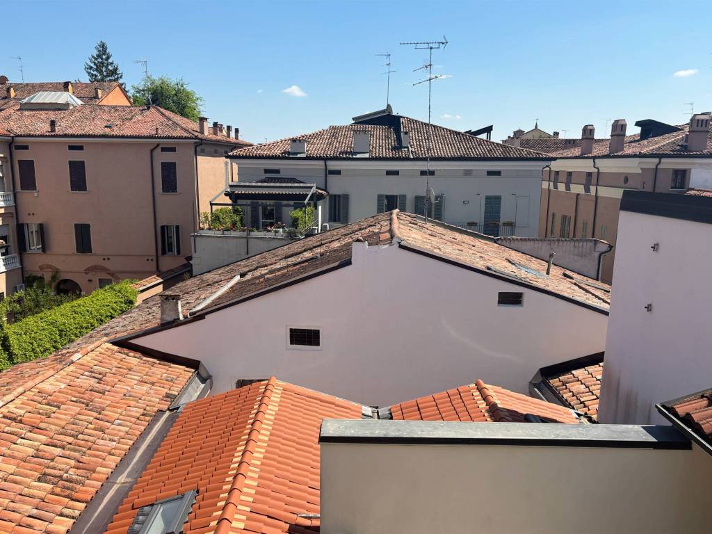 Casa indipendente a Mantova in Via Achille Sacchi - Foto 4
