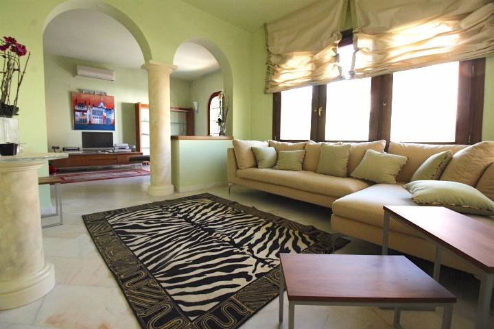 Villa a Massa e cozzile in Via Cristoforo Colombo - Foto 3