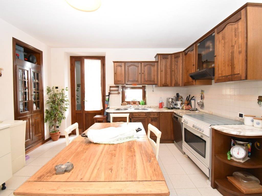 Appartamento a Pietrasanta in Via del Teatro - Foto 4