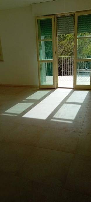 Appartamento a San giuliano terme in Via Giovan Battista Niccolini - Foto 4