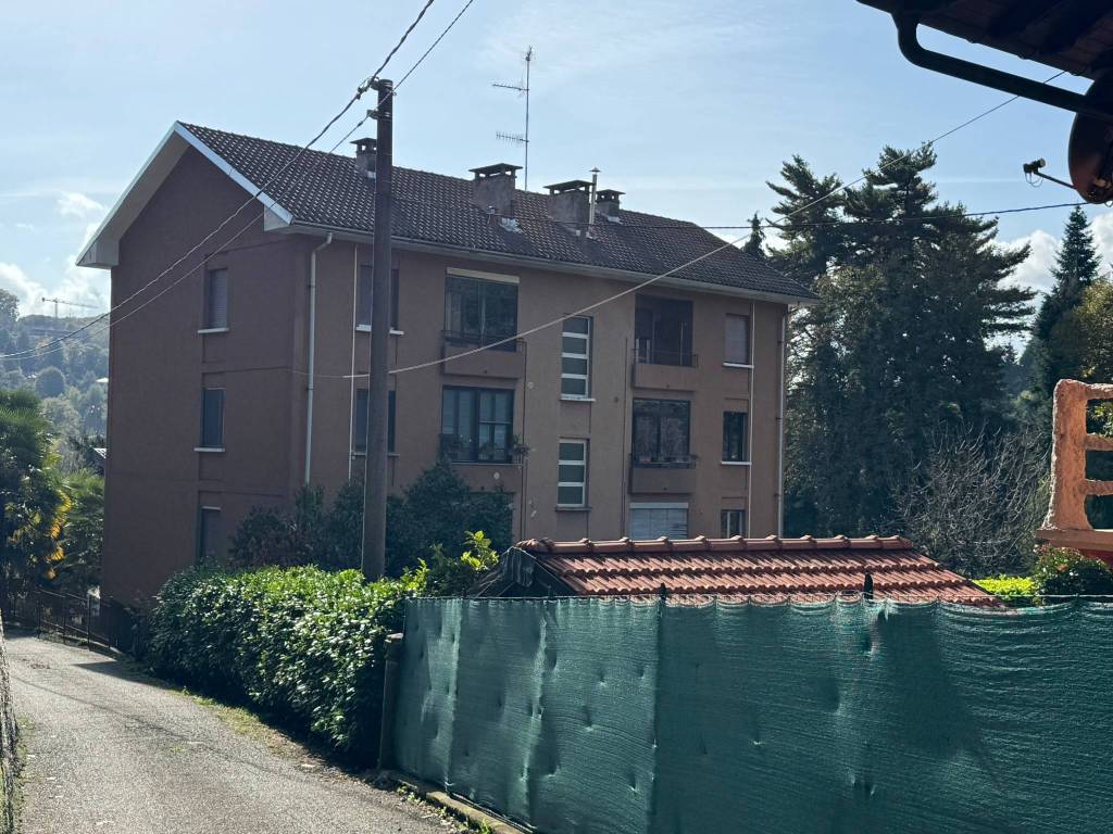 Appartamento a Arona in Via Verbano, 46 - Foto 2