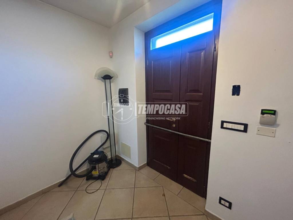 Villa a Azzano d'asti in Via Stradale per Asti 250 - Foto 3