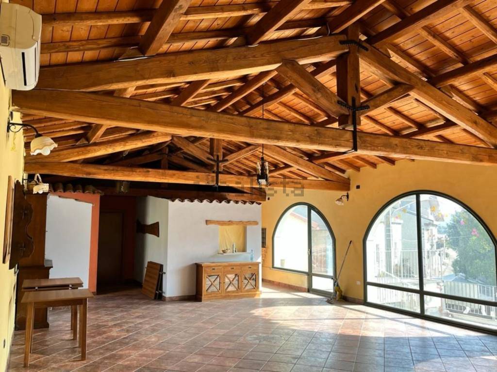 Immobile a Sadali in Piazza Venezia S.N.C. - Foto 2