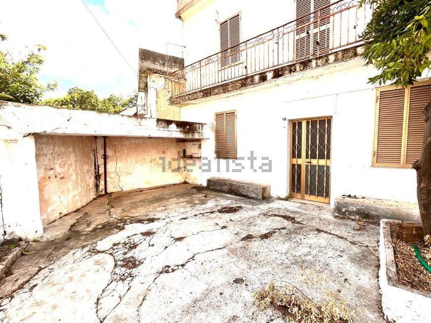Villa a Sadali in Via Foscolo S.N.C. - Foto 4
