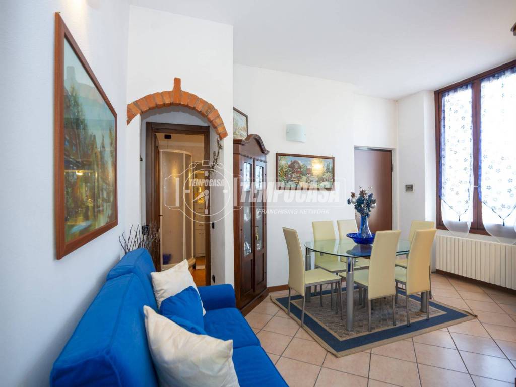 Appartamento a Cantù in Via Como - Foto 4